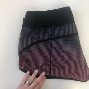 Lululemon Speed Shorts H2O - Yum Yum Pink Alberta